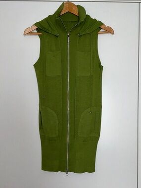 Sleeveless Hooded Knit Vest